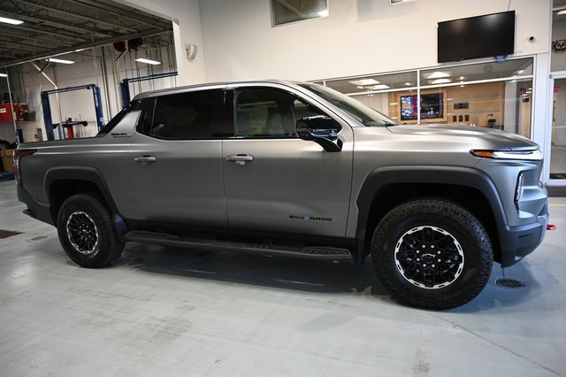 New 2026 Chevrolet Silverado EV Trail Boss w/ Premium Package image 4