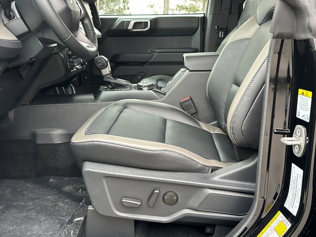 New 2025 Ford Bronco Outer Banks AWD/4WD image 9