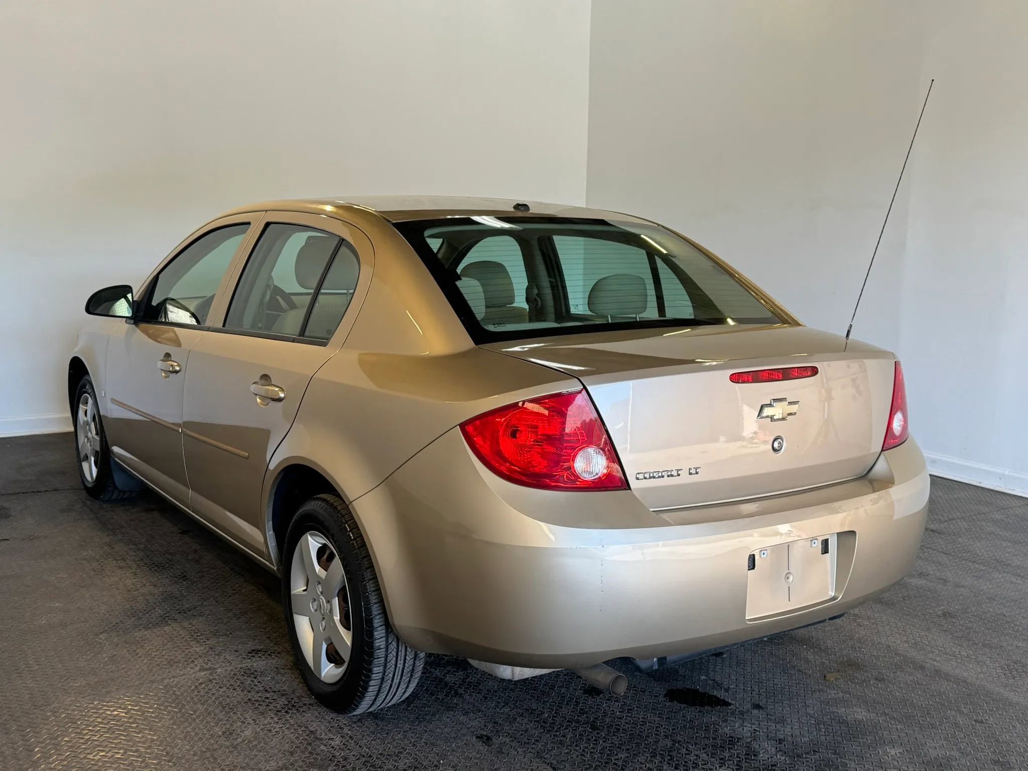 Used 2008 Chevrolet Cobalt LT FWD image 4