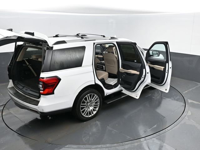 Used 2024 Ford Expedition Limited image 32