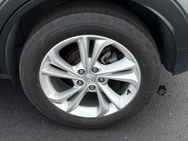 Used 2023 Buick Encore GX Preferred w/ Cold Weather Comfort Package AWD/4WD image 31