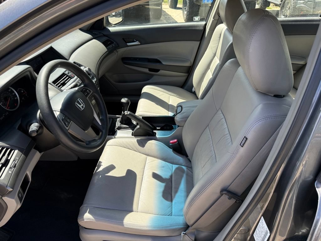 Used 2009 Honda Accord LX-P image 12