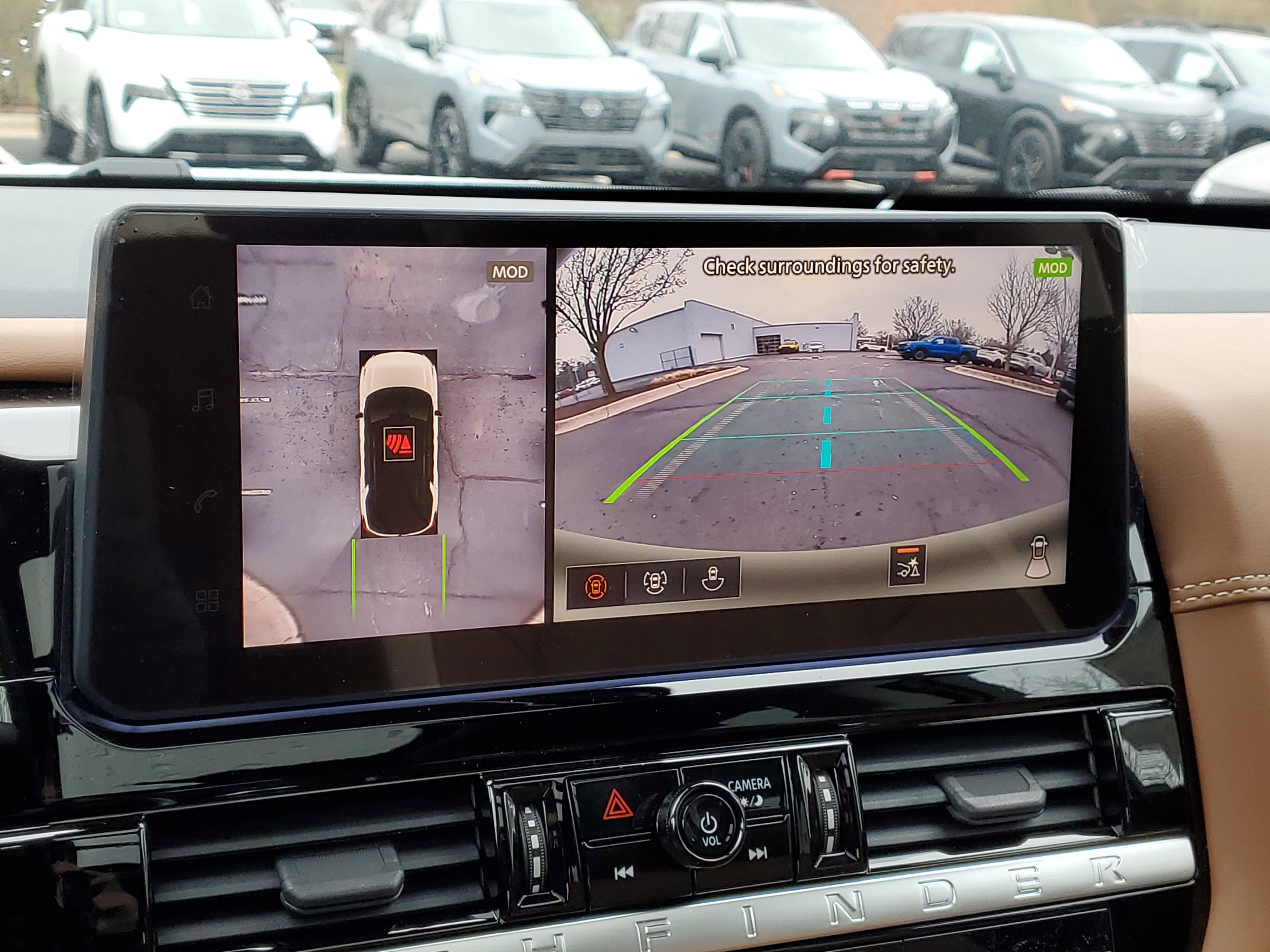 New 2026 Nissan Pathfinder Platinum image 16