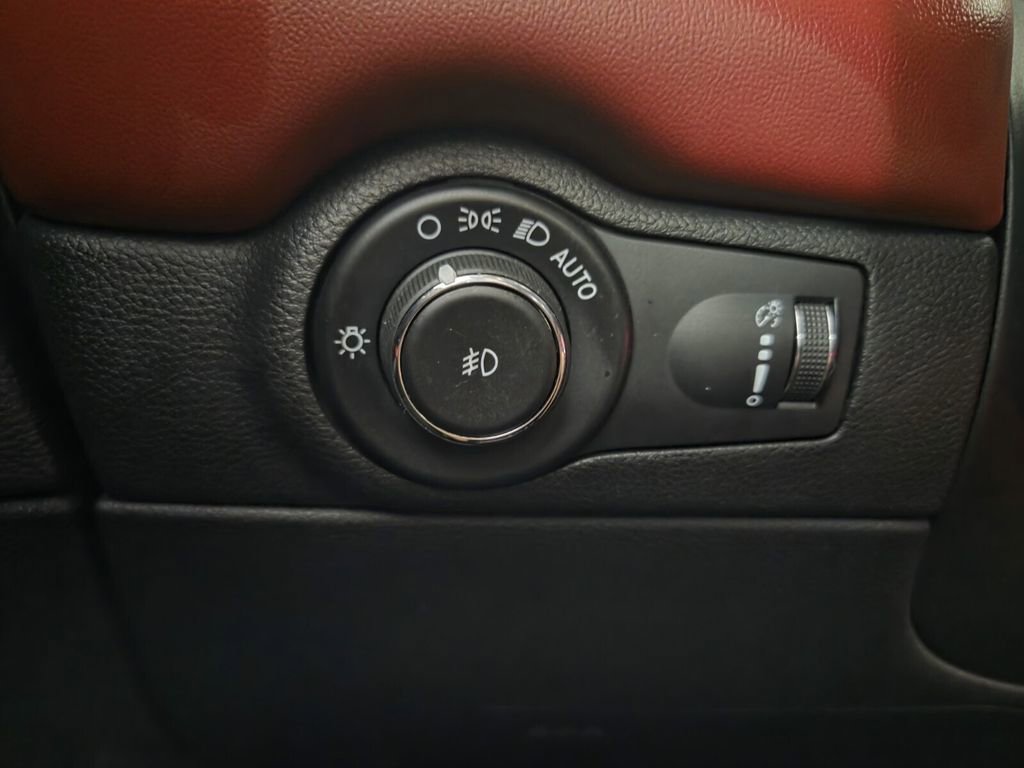 Certified 2021 Dodge Durango R/T w/ Technology Group image 21