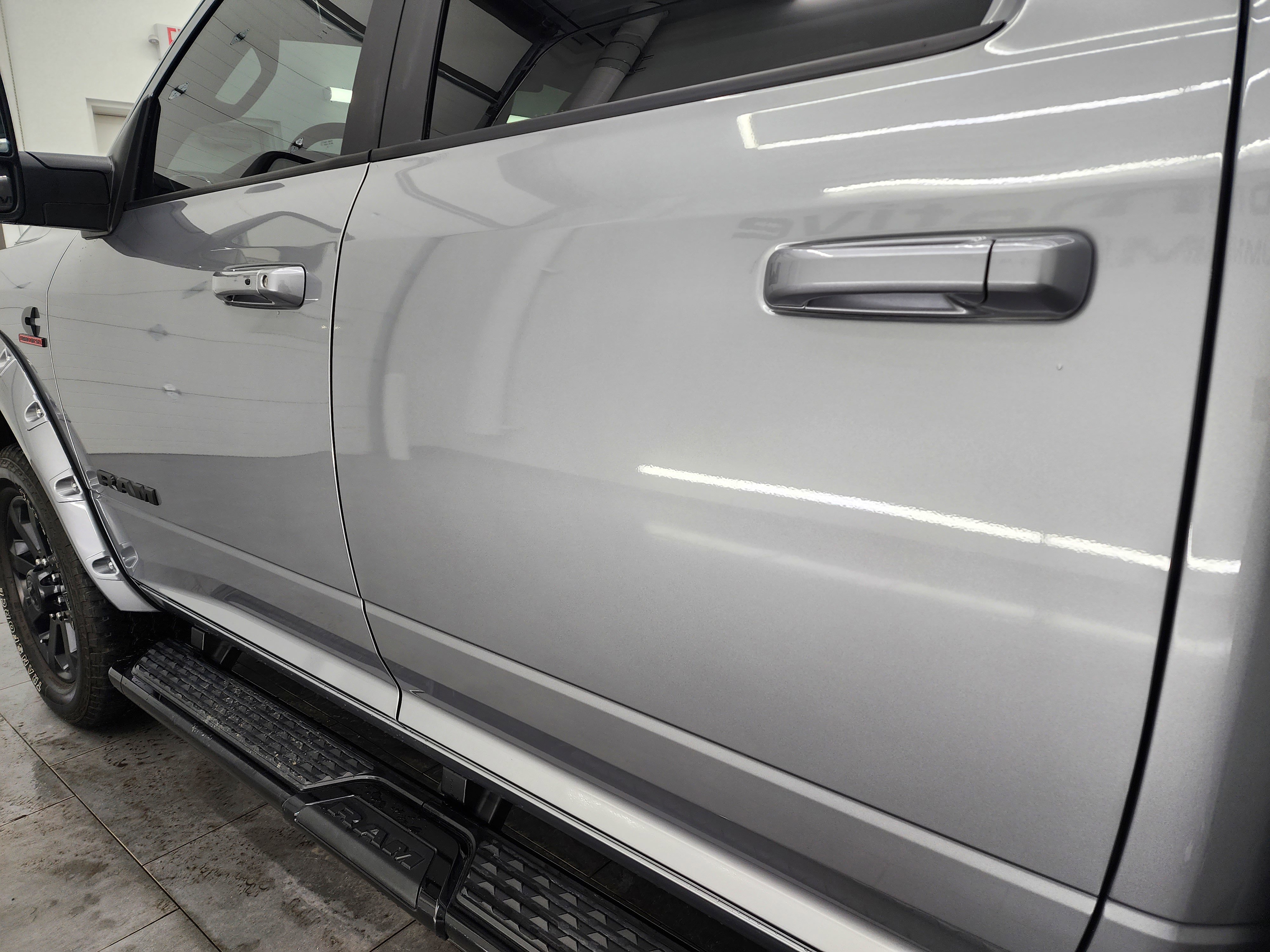 Used 2024 RAM 2500 Laramie w/ Night Edition AWD/4WD image 31