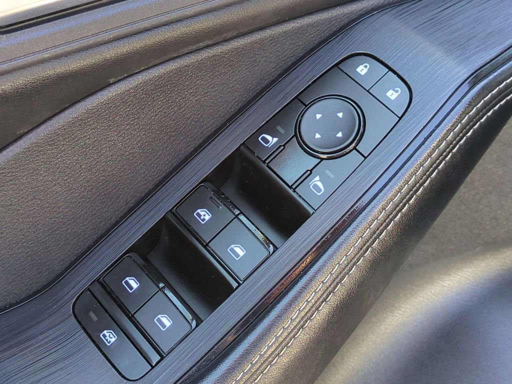 Certified 2024 Nissan Rogue SV image 13