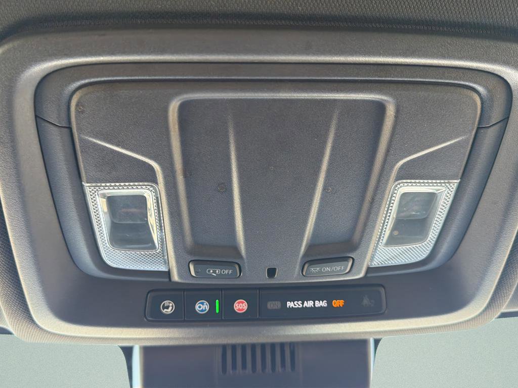 Used 2022 Chevrolet Silverado 1500 LT image 25