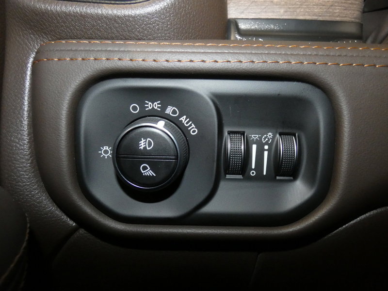 New 2026 RAM 2500 Limited image 25