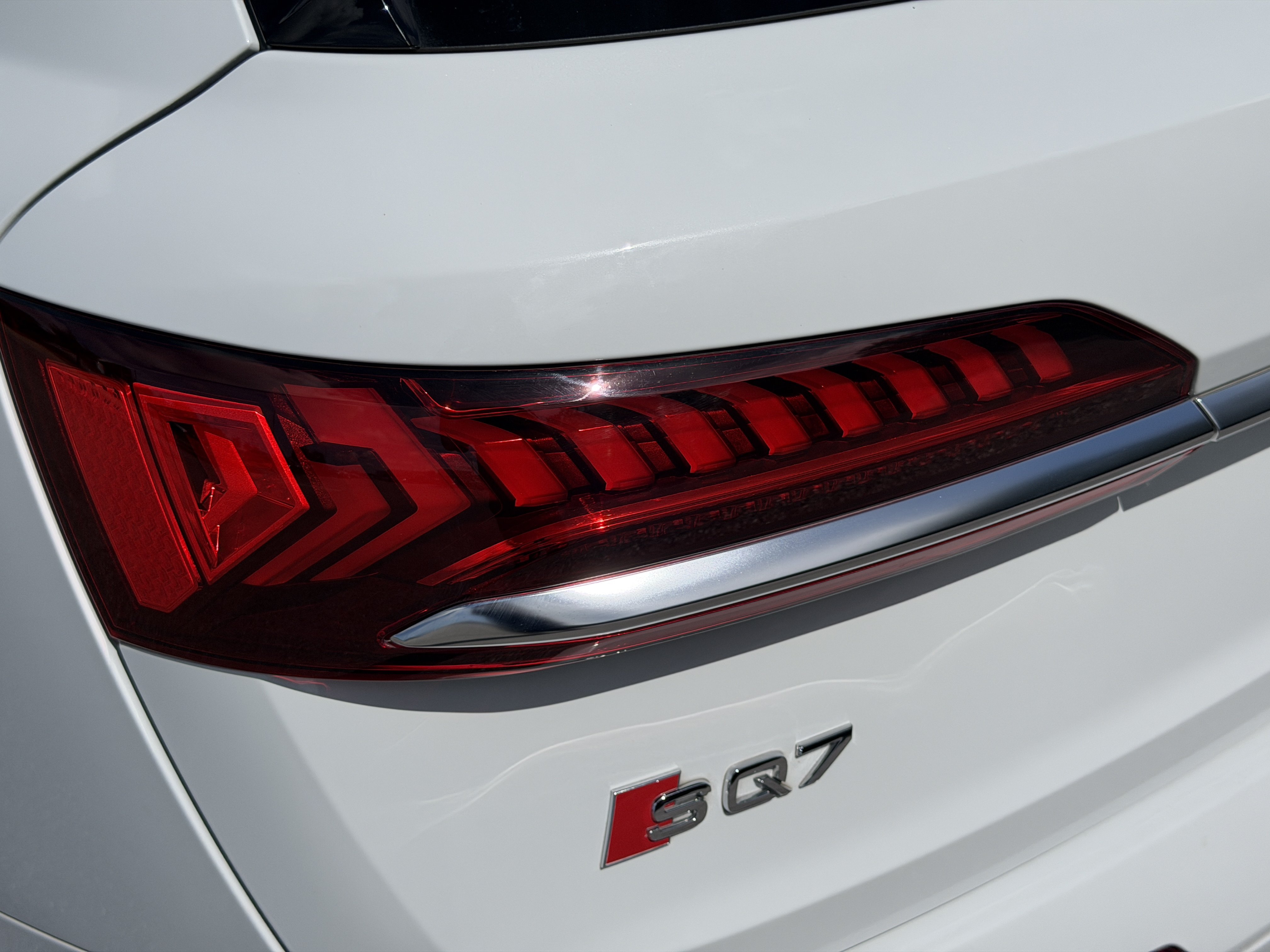 Used 2021 Audi SQ7 Prestige AWD/4WD image 10