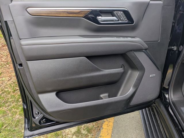 New 2026 Chevrolet Tahoe High Country image 8