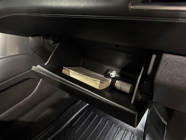 Used 2021 Chevrolet Suburban LT image 36