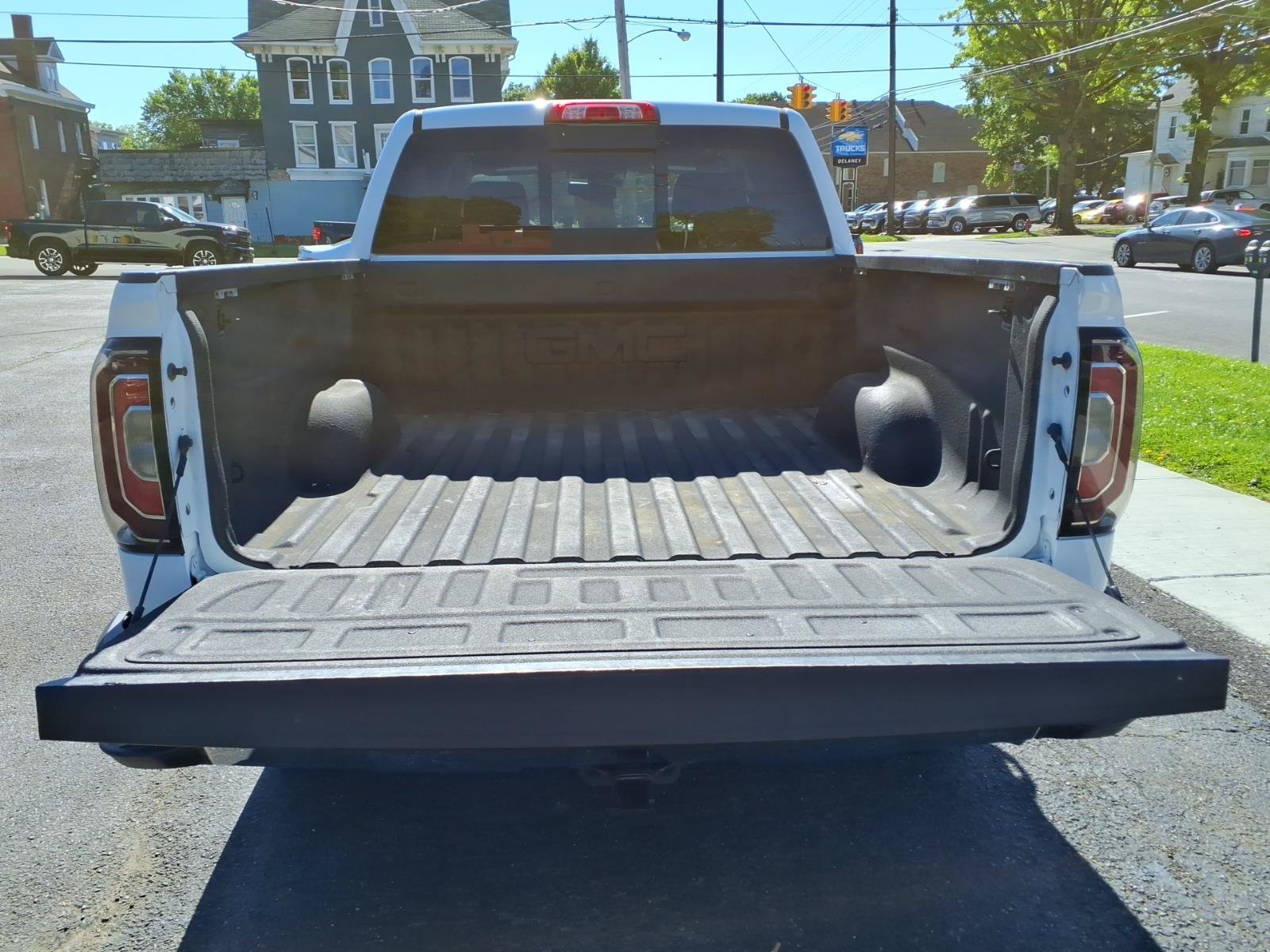 Certified 2018 GMC Sierra 1500 SLT AWD/4WD image 18