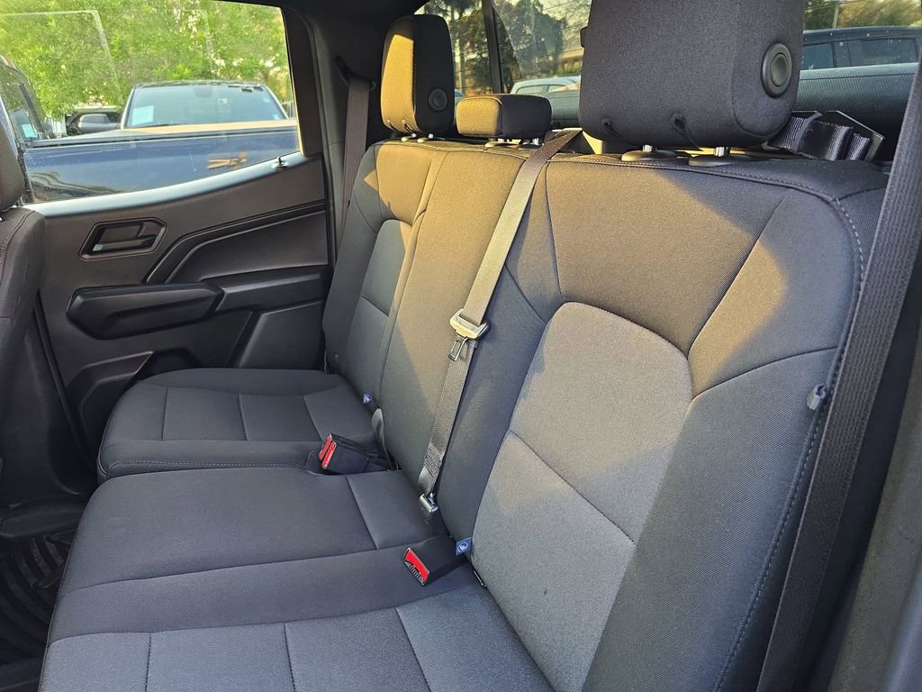 Used 2025 Chevrolet Colorado Trail Boss AWD/4WD image 11