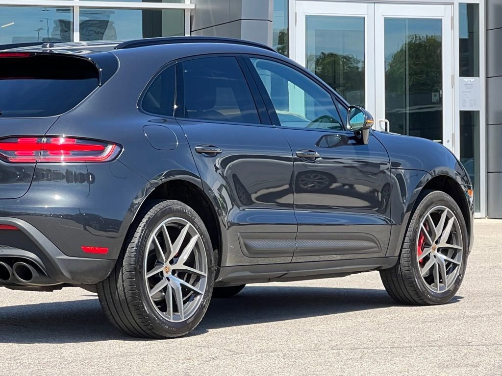 Used 2023 Porsche Macan S w/ Sport Chrono Package image 7