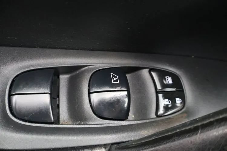 Used 2020 Nissan Rogue Sport S AWD/4WD image 18
