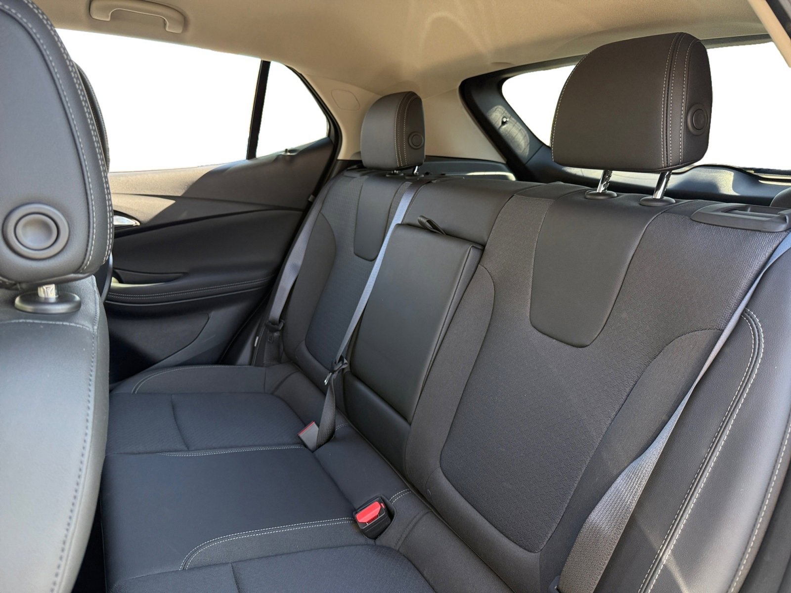 Used 2023 Buick Encore GX Select w/ Sport Touring Package image 13