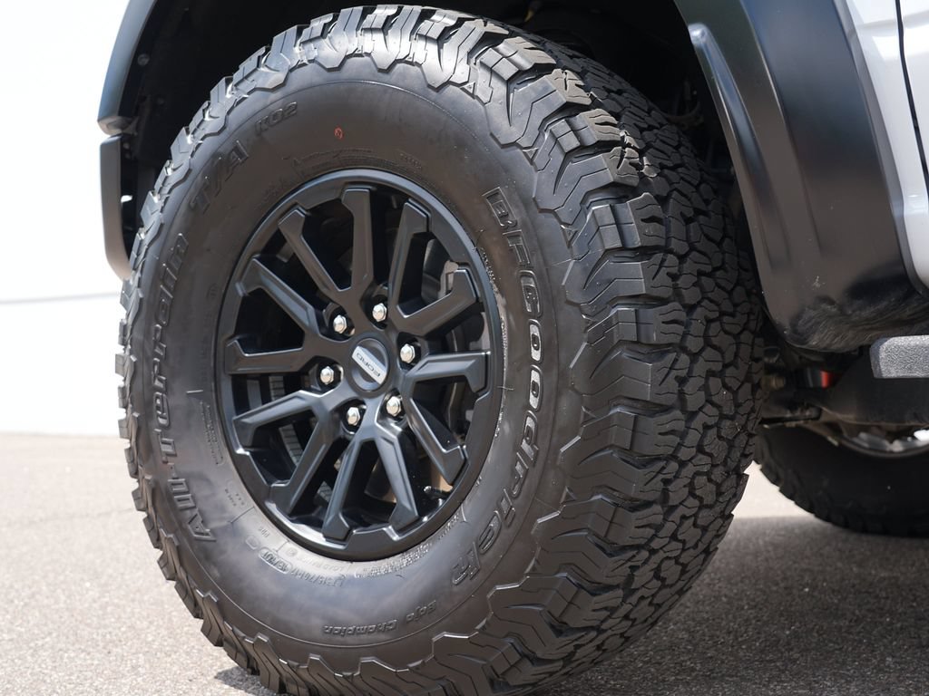 Used 2025 Ford F150 Raptor AWD/4WD image 36