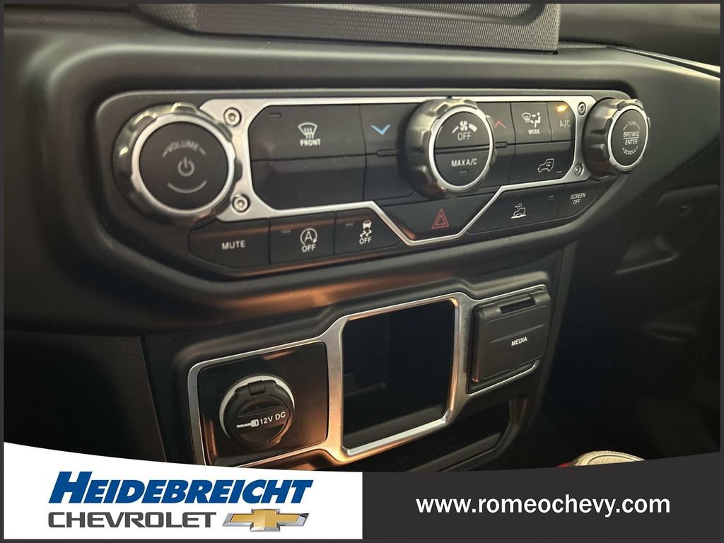 Used 2023 Jeep Wrangler Sport AWD/4WD image 26