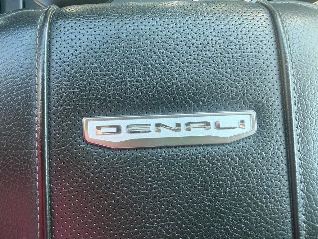 Used 2024 GMC Sierra 2500 Denali w/ Denali Reserve Package image 45