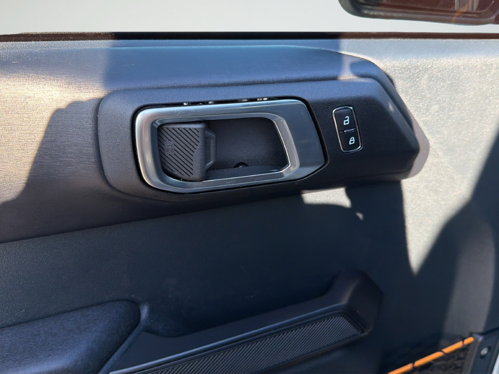 Used 2024 Ford Bronco Badlands AWD/4WD image 29