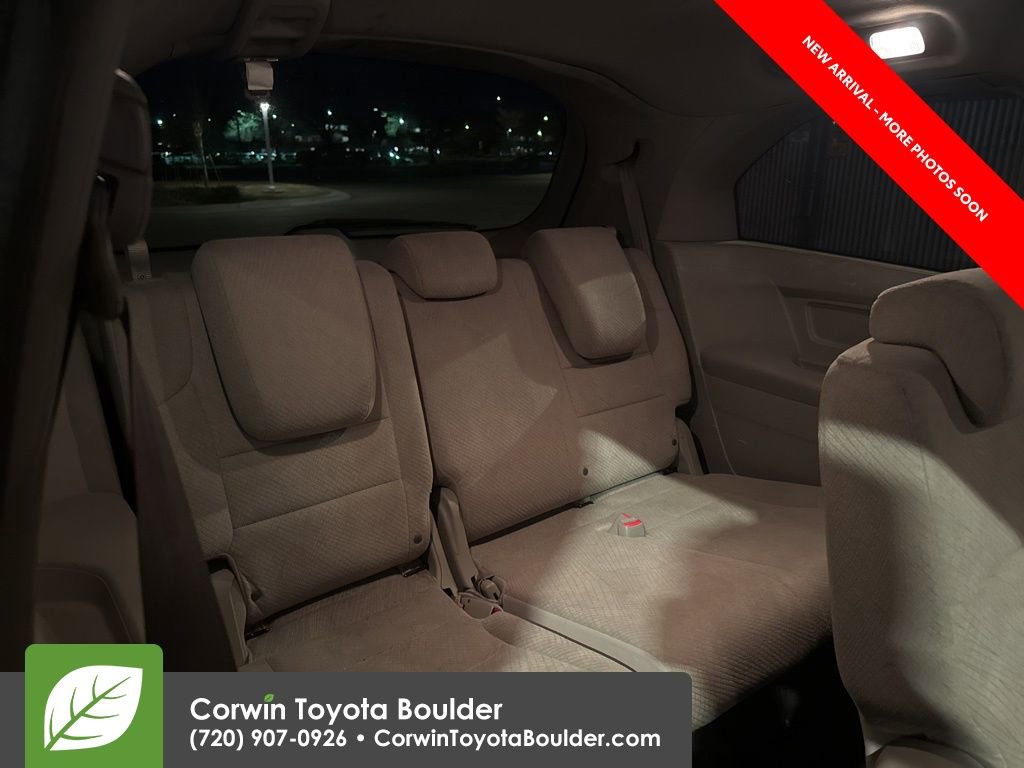 Used 2014 Honda Odyssey EX image 12