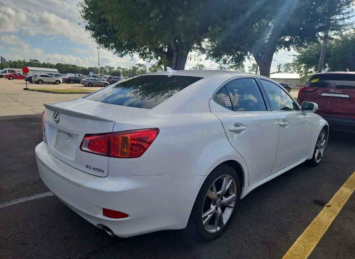 Used 2009 Lexus IS 250 RWD image 5