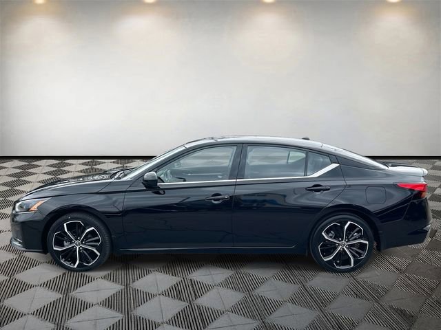 Used 2023 Nissan Altima 2.5 SR image 8