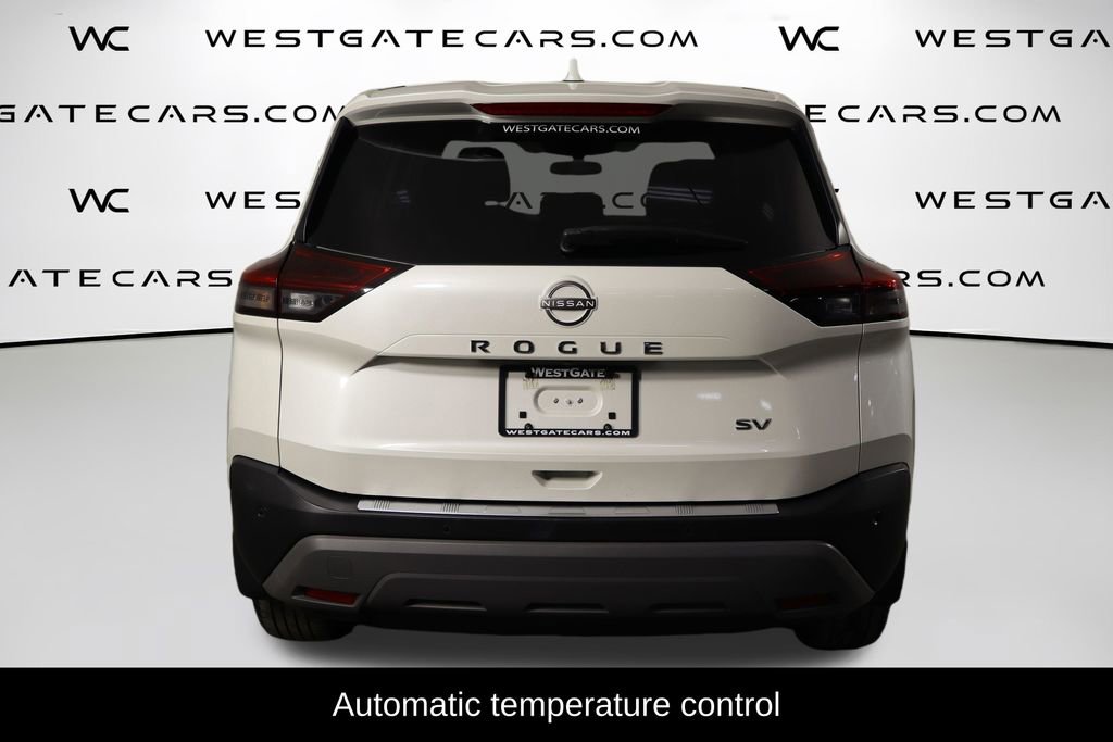 Used 2023 Nissan Rogue SV FWD image 4