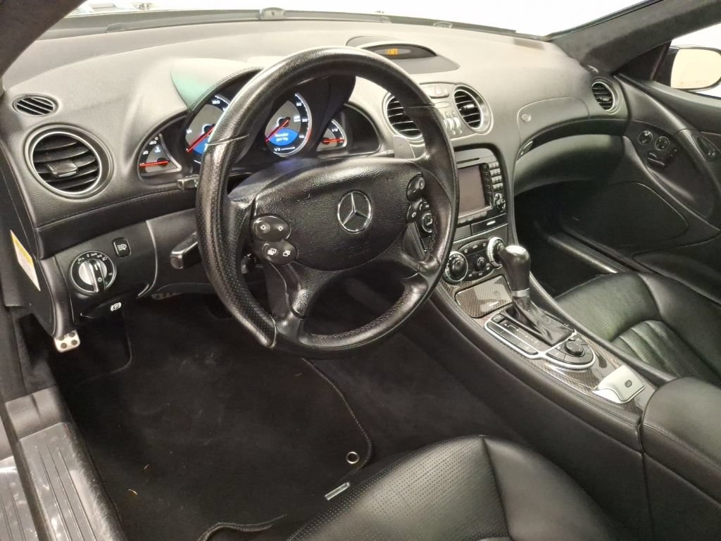 Used 2008 Mercedes-Benz SL 55 AMG image 17