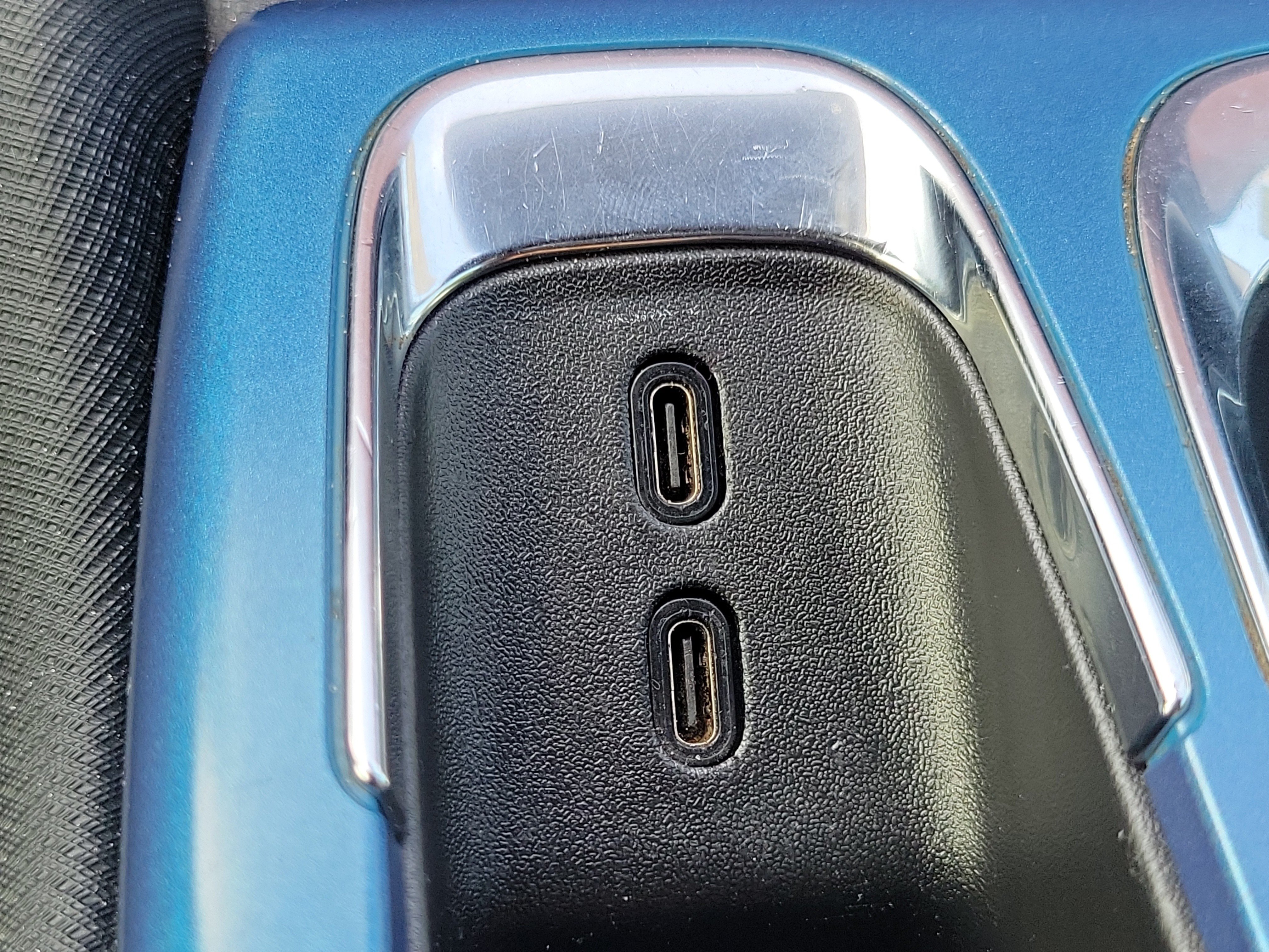 Used 2025 Chevrolet Equinox EV LT w/ Convenience Package FWD image 32