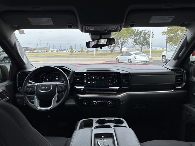 Used 2022 GMC Sierra 1500 Elevation image 9