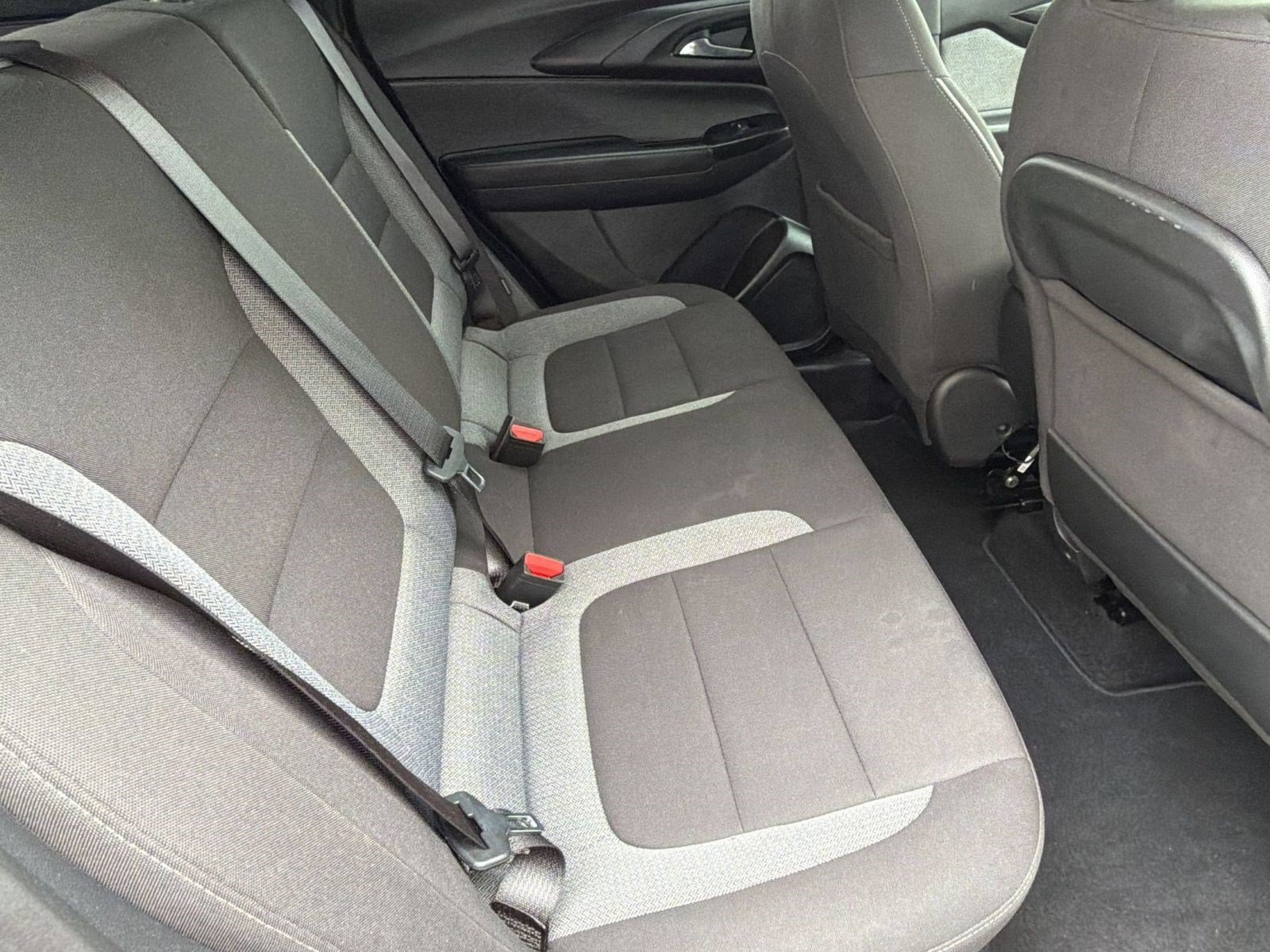 Used 2025 Chevrolet TrailBlazer LT FWD image 34