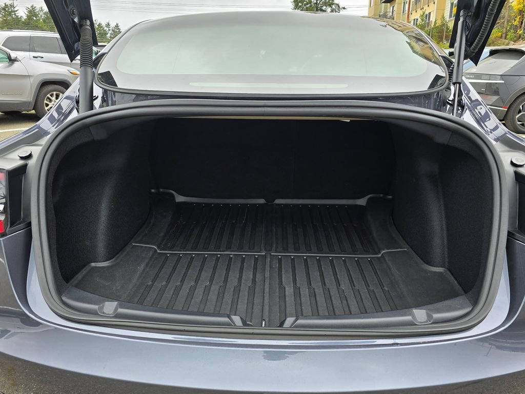 Used 2023 Tesla Model 3 Standard Range RWD image 12
