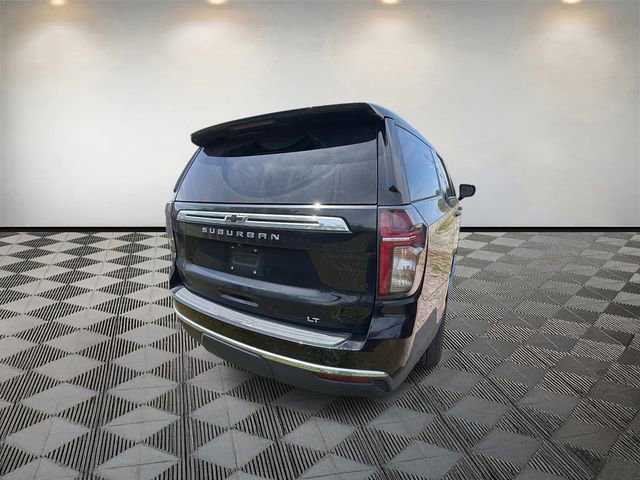 Used 2021 Chevrolet Suburban LT AWD/4WD image 7
