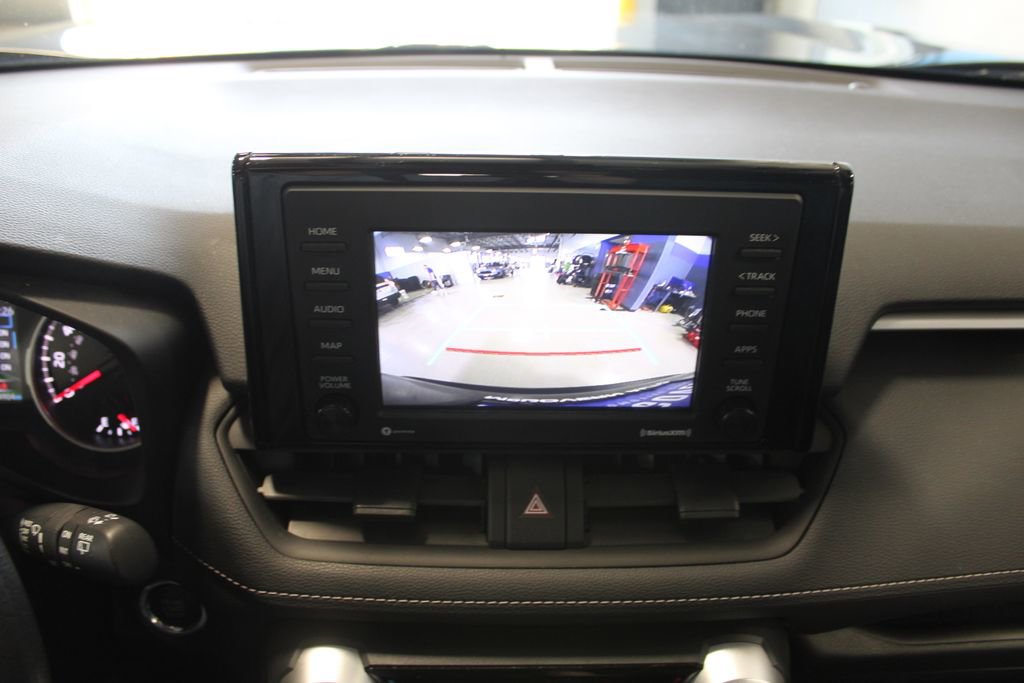 Used 2021 Toyota RAV4 XLE image 28