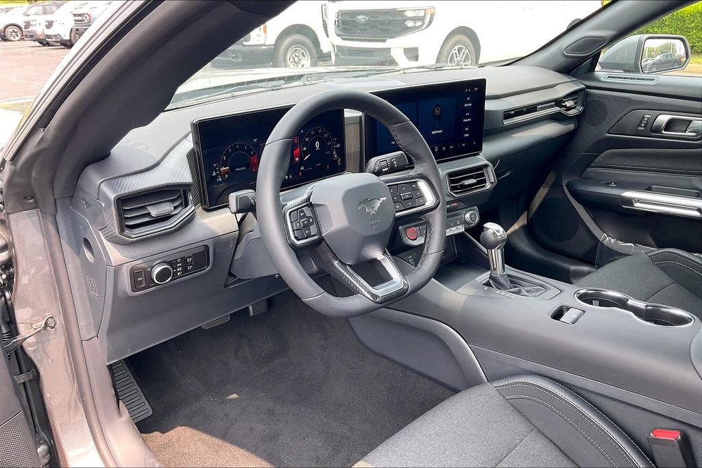 New 2025 Ford Mustang Coupe image 6