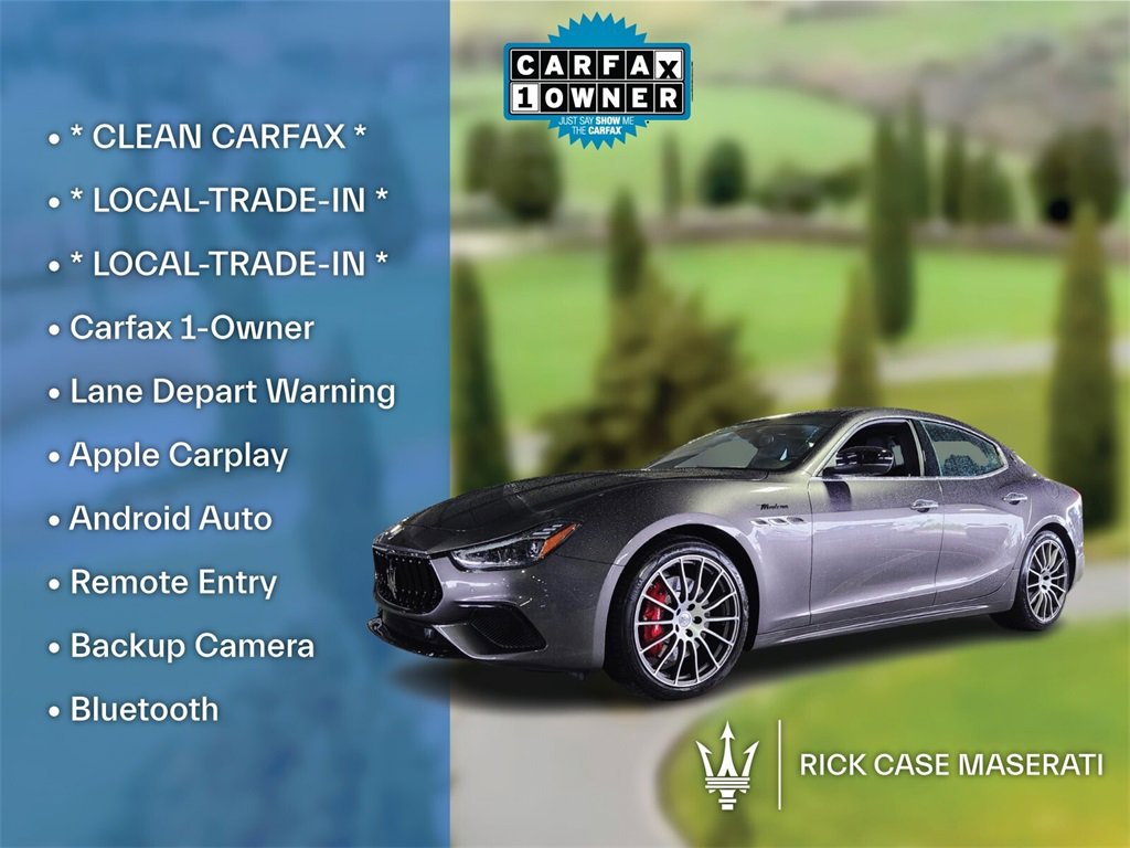 Used 2024 Cadillac XT4 Luxury w/ Cold Weather Package image 9