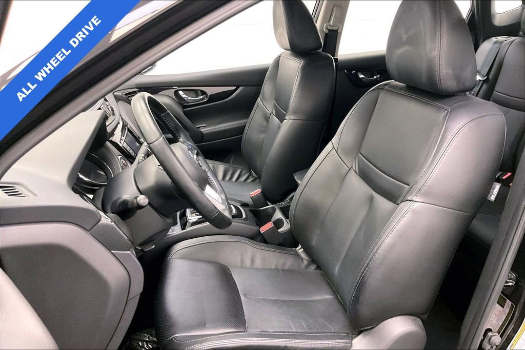 Certified 2022 Nissan Rogue Sport SL w/ Premium Package image 16