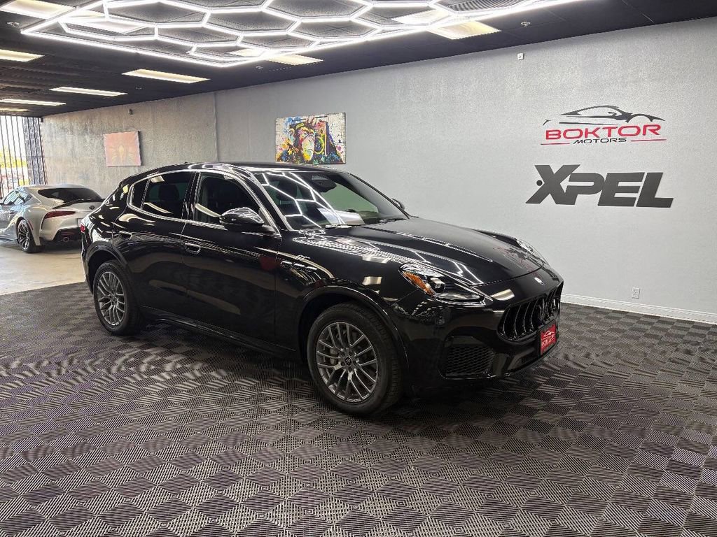 Used 2024 Maserati Grecale GT image 2