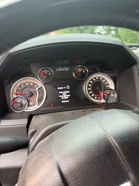 Used 2018 RAM 2500 Laramie w/ Sport Appearance Group AWD/4WD image 10