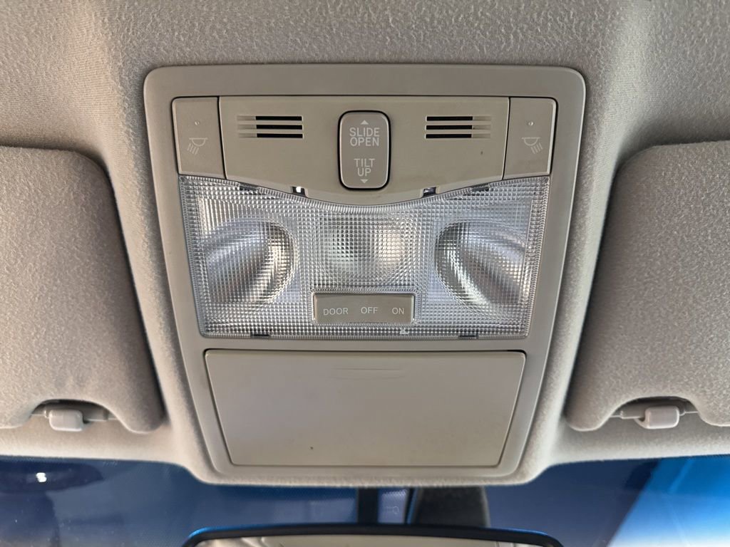 Used 2008 Toyota Avalon Limited image 22