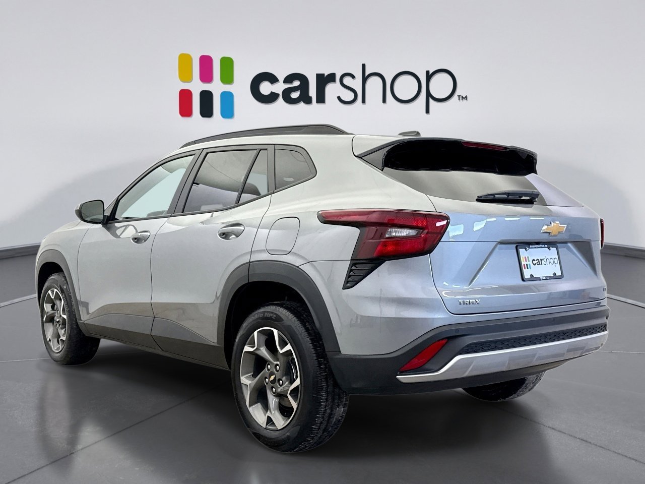 Used 2025 Chevrolet Trax LT w/ Driver Confidence Package image 3