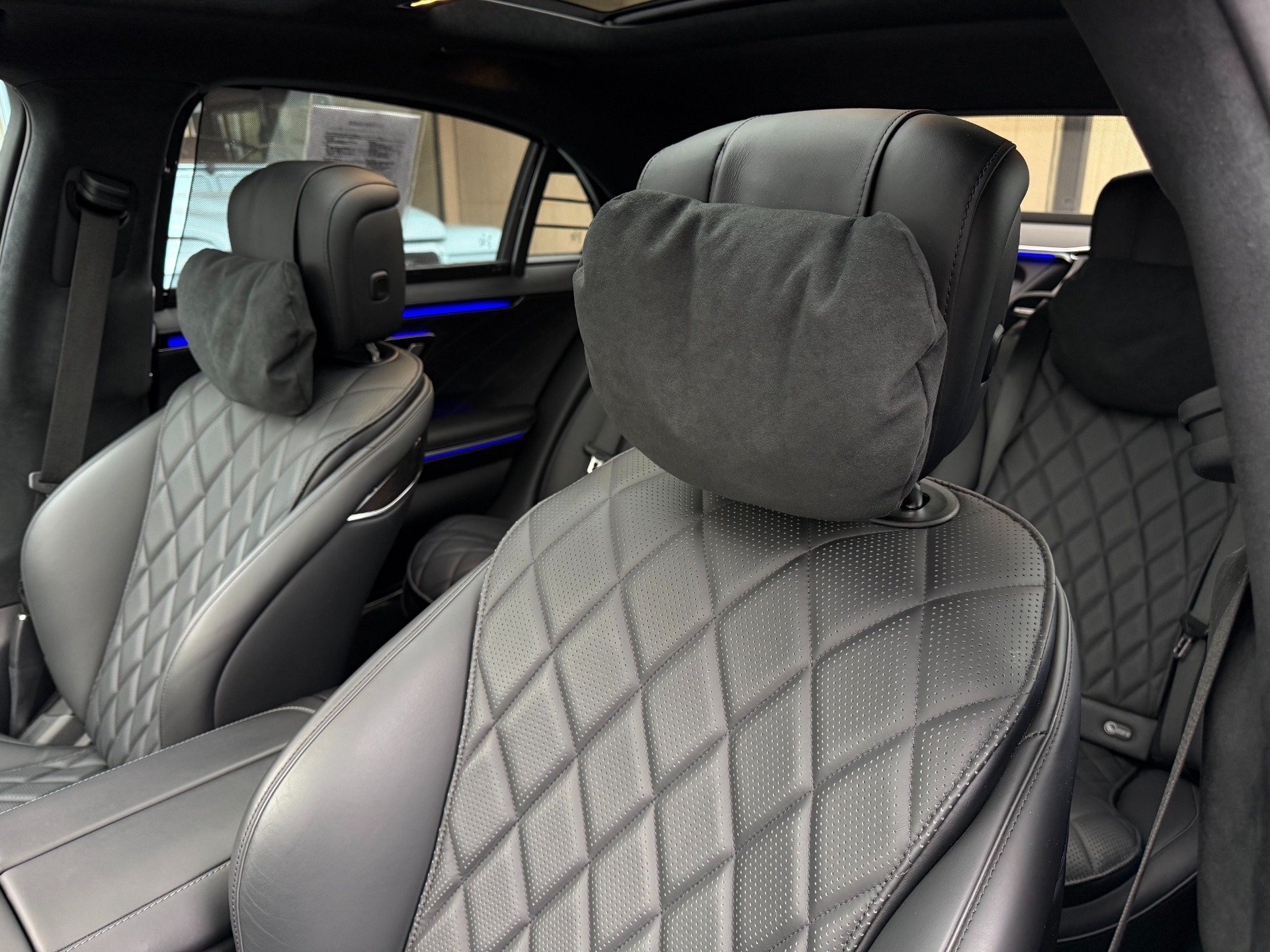 Used 2024 Mercedes-Benz S 580 4MATIC Sedan image 9