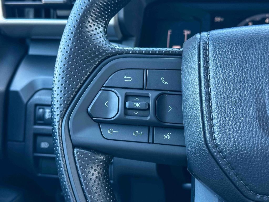 Used 2026 Toyota Tacoma SR image 17