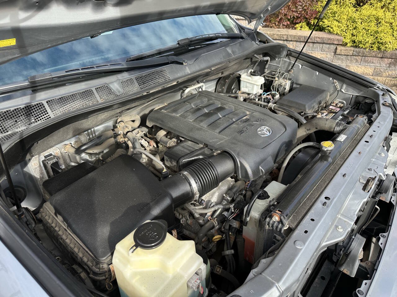 Used 2013 Toyota Sequoia Limited AWD/4WD image 12