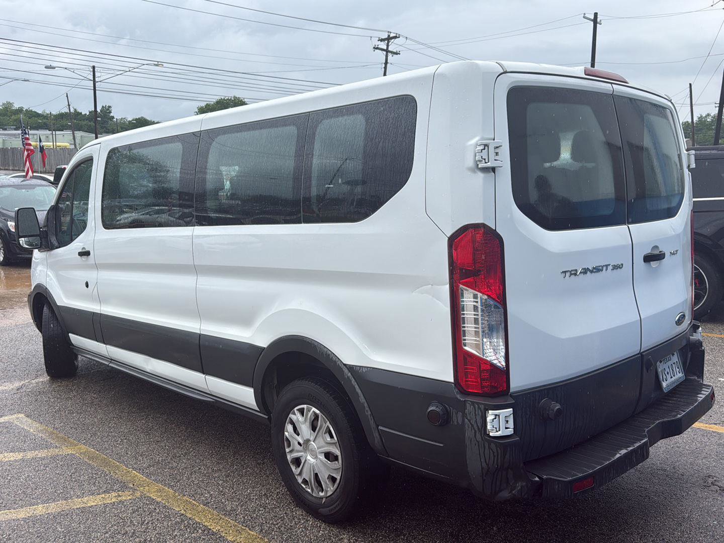 Used 2017 Ford Transit 350 XLT RWD image 14
