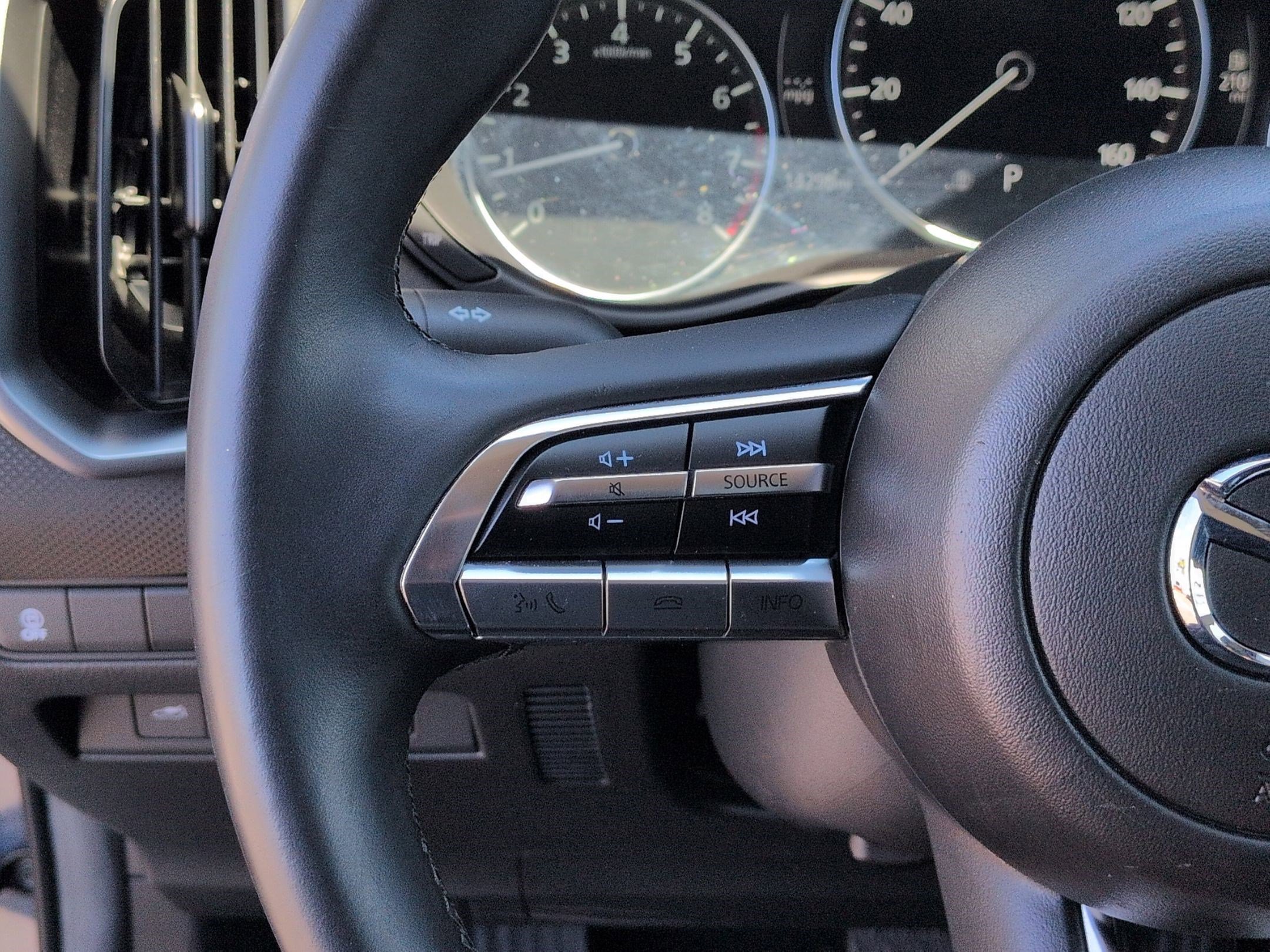 Used 2024 MAZDA CX-50 AWD 2.5 S w/ Cargo Package image 19