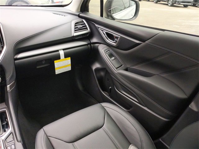 Used 2020 Subaru Forester Limited image 17