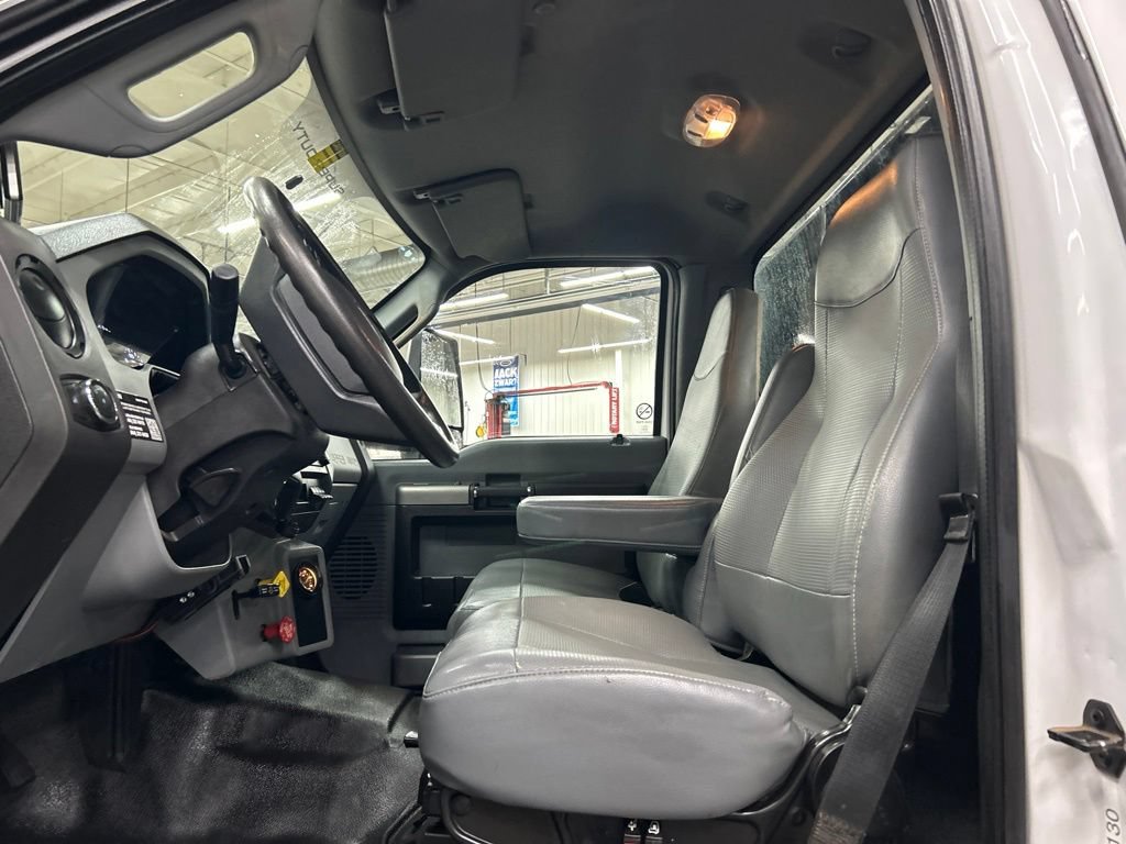 Certified 2022 Ford F750 2WD Regular Cab Super Duty image 8