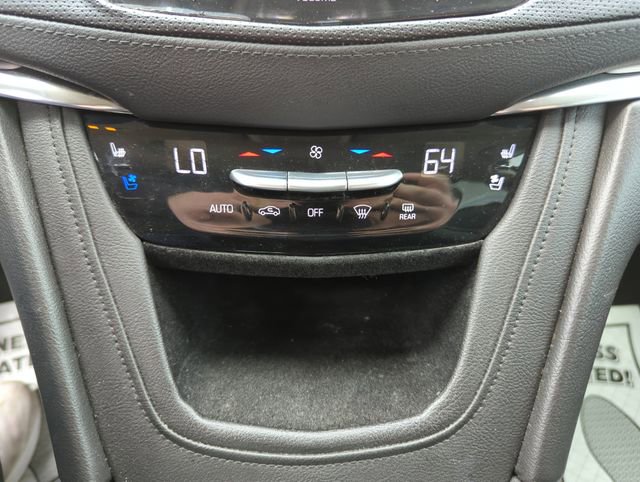 Used 2017 Cadillac XT5 Premium Luxury w/ LPO, Wheel Lock Package FWD image 30